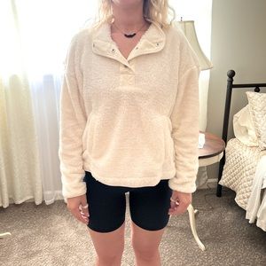 Wall Flower White Teddy Sweater